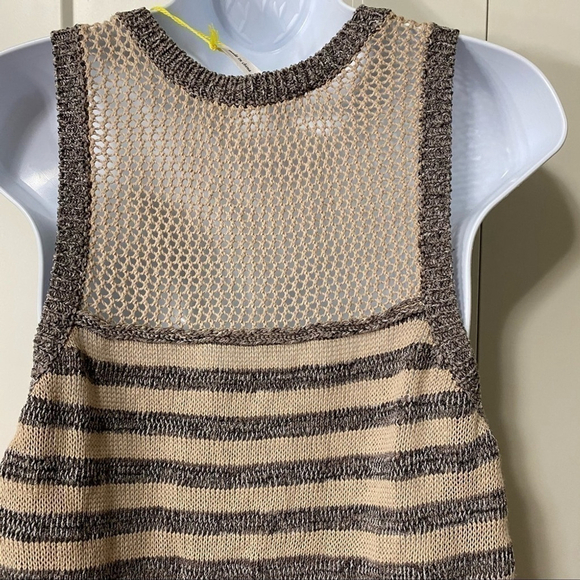 Bcbgeneration sleeveless sweater striped NWT size xs tan gray taupe - Picture 5 of 8